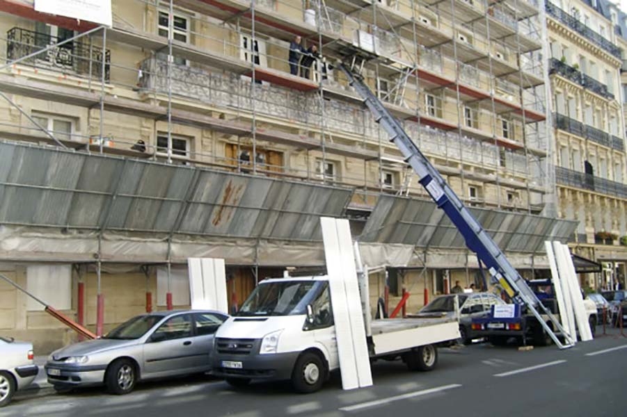 Accès à l'étage par élévateur